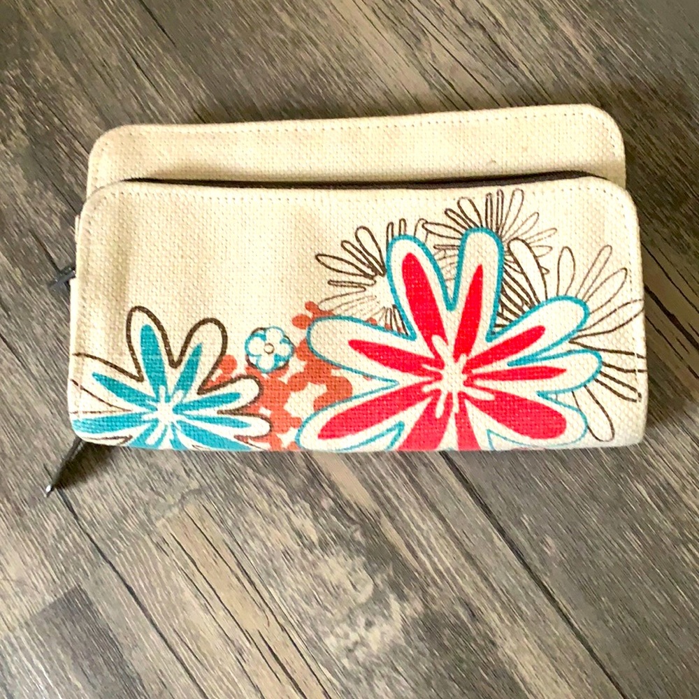 Thirty-One wallet